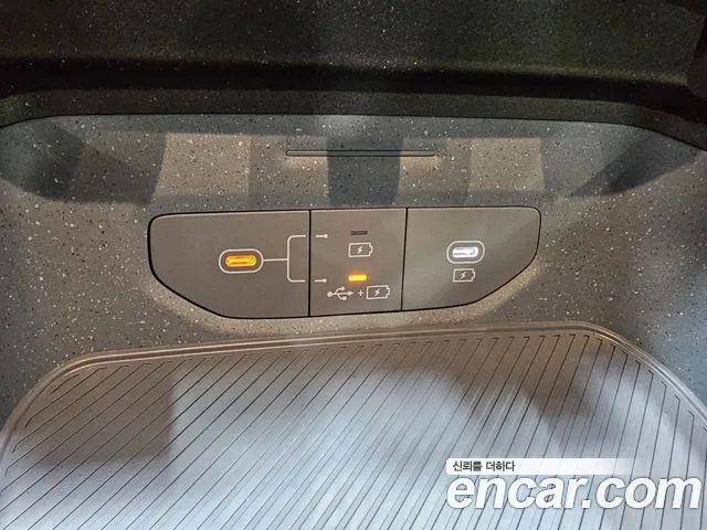 Kia Tasman Tasman 2.5T Бензин 2WD — Фото автомобиля 13