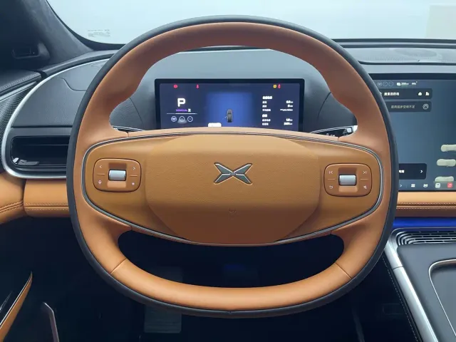 Xpeng G9 — Фото автомобиля 18