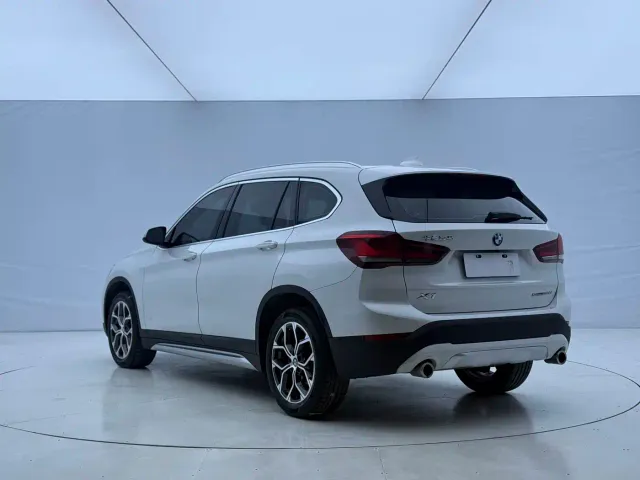 BMW X1 — Фото автомобиля 6
