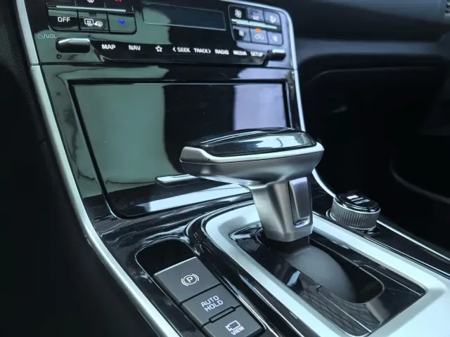Kia Seltos — Фото автомобиля 14