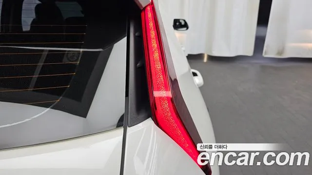 Kia Niro Niro (New) — Фото автомобиля 23