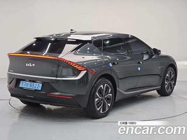 Kia EV6 — Фото автомобиля 4