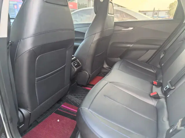 Changan Eado — Фото автомобиля 6
