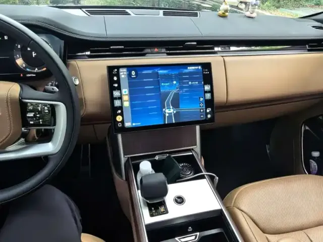 Land Rover Range Rover — Фото автомобиля 10