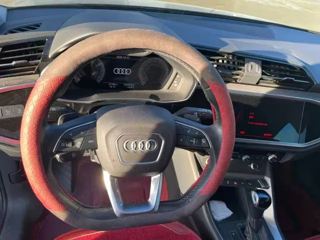 Audi Q3 — Фото автомобиля 8