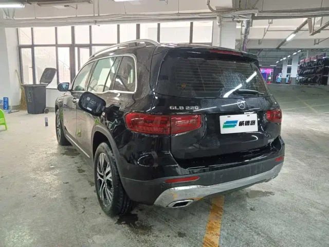 Mercedes-Benz GLB-Class — Фото автомобиля 5