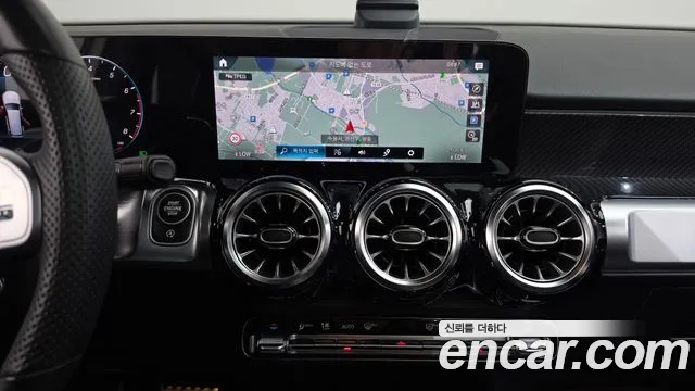 Mercedes-Benz GLB-Class — Фото автомобиля 12