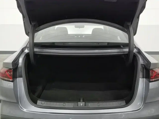 BYD Qin L — Фото автомобиля 16