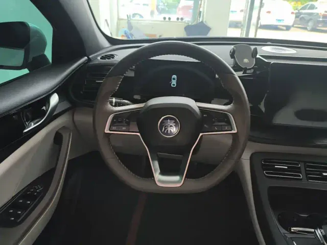 BYD Qin PLUS — Фото автомобиля 10