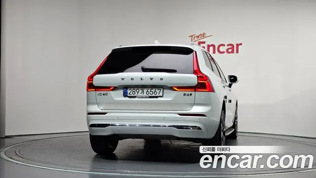 Volvo XC60 Generation 2 — Фото автомобиля 4