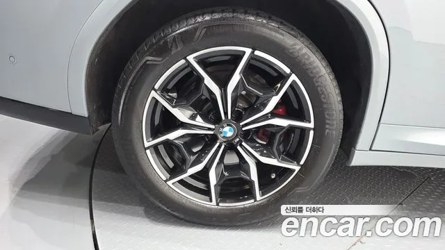 BMW X4 xDrive 20d M Sport Pro — Фото автомобиля 4