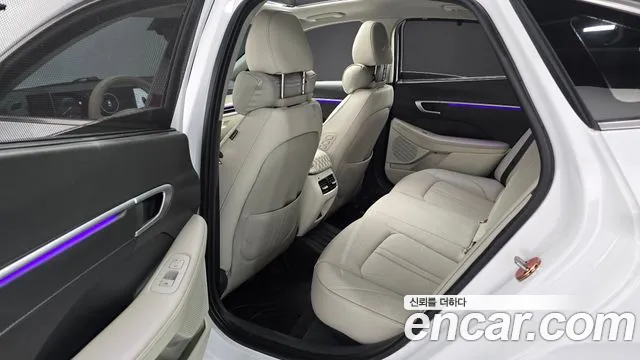 Hyundai Sonata — Фото автомобиля 11