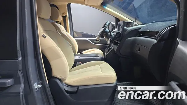 Hyundai Staria — Фото автомобиля 16