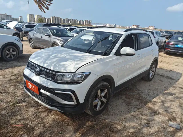 Фотография автомобиля — Volkswagen T-Cross