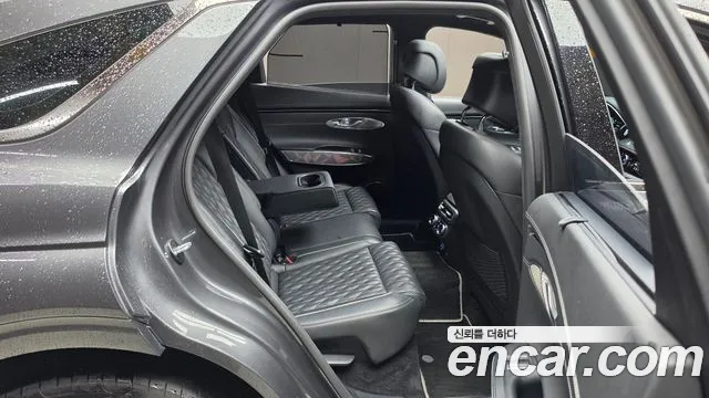 Genesis GV70 2.2 Дизель AWD — Фото автомобиля 11