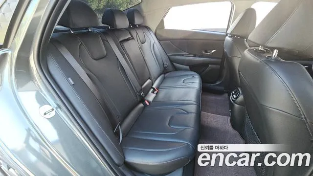 Hyundai Avante CN7 — Фото автомобиля 17