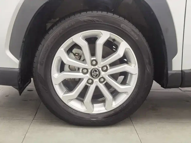 Toyota Frontlander — Фото автомобиля 17