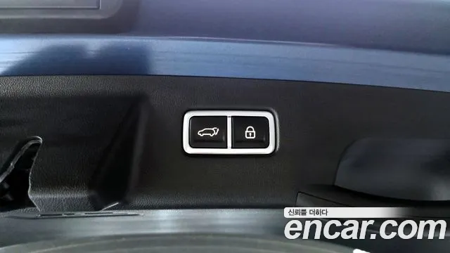 Kia Sorento Sorento 4-е поколение Бензин 2.5T 4WD — Фото автомобиля 18