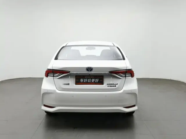 Toyota Corolla — Фото автомобиля 4