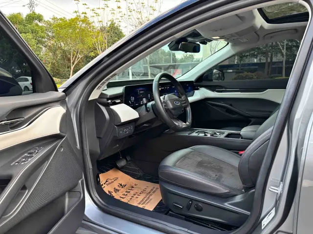 Ford Mondeo — Фото автомобиля 5