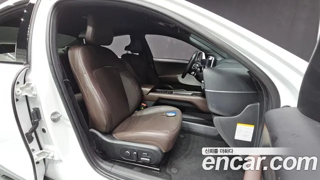 Hyundai Ioniq 6 — Фото автомобиля 16
