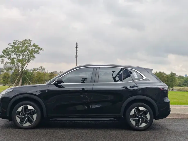 Geely Galaxy E5 — Фото автомобиля 3
