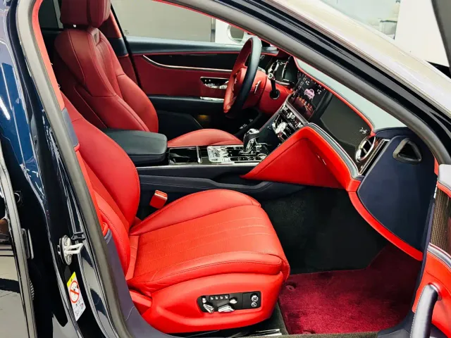 Bentley Flying Spur — Фото автомобиля 6