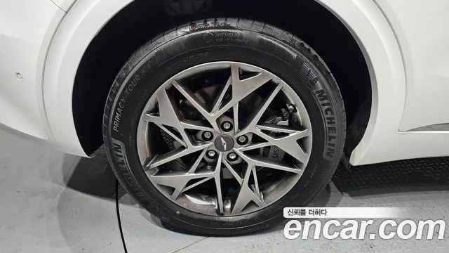 Genesis GV70 2.5T Бензин AWD — Фото автомобиля 5