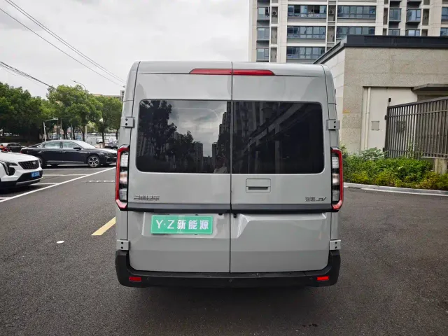 Farizon Super VAN — Фото автомобиля 16