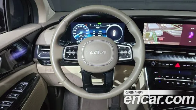 Kia Carnival Generation 4 — Фото автомобиля 13