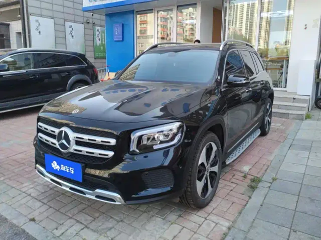 Фотография автомобиля — Mercedes-Benz GLB-Class