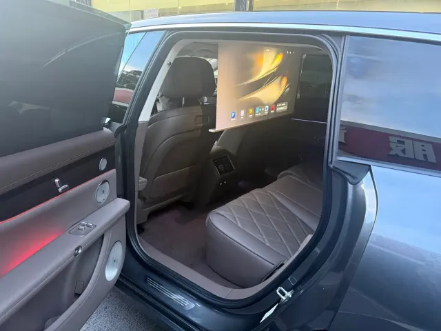 Stelato S9T — Фото автомобиля 7