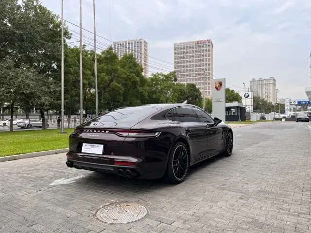 Porsche Panamera — Фото автомобиля 7