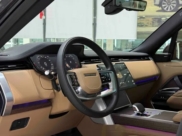 Land Rover Range Rover — Фото автомобиля 4