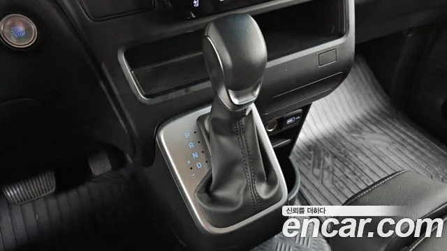 Hyundai Staria Staria Карго 3 места — Фото автомобиля 9