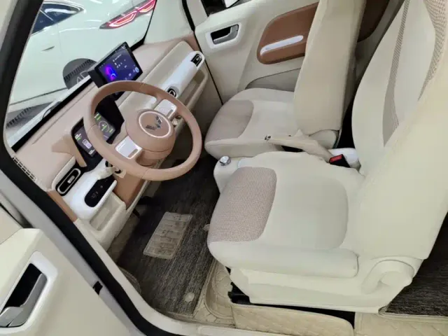 Wuling Hongguang Mini EV — Фото автомобиля 14