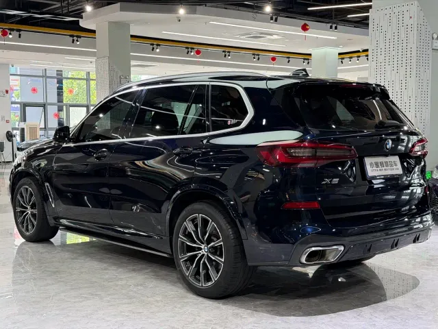 BMW X5 — Фото автомобиля 15