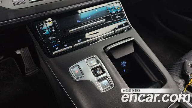 Hyundai Grandeur Новый Grandeur IG 3.0 LPi (Для проката) — Фото автомобиля 9