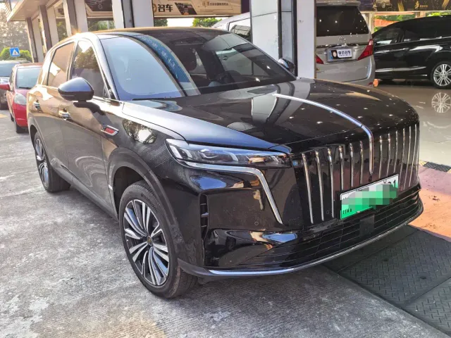 Hongqi HS6 PHEV — Фото автомобиля 2