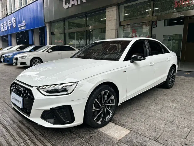 Audi A4L — Фото автомобиля 2