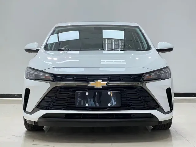 Chevrolet Monza — Фото автомобиля 2