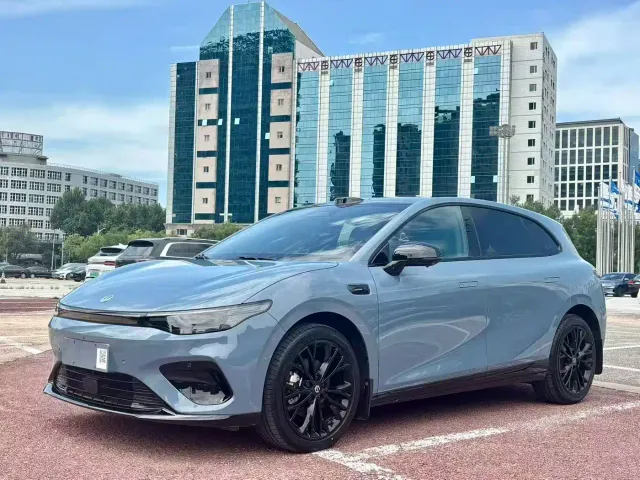 Фотография автомобиля — Leapmotor Lafa 5