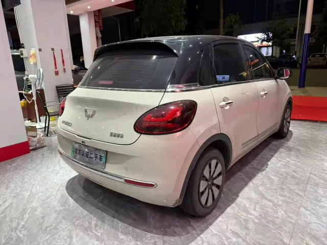 Wuling Bingo — Фото автомобиля 6