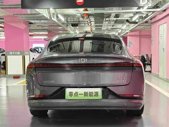 Changan Qiyuan A07 — Фото автомобиля 5