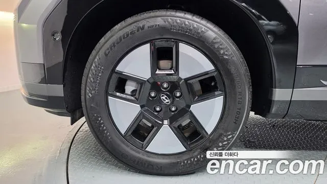 Hyundai Santa Fe MX5 — Фото автомобиля 5
