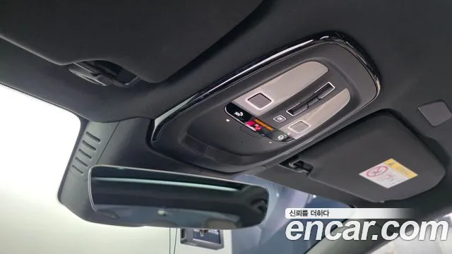 Volvo S90 — Фото автомобиля 28