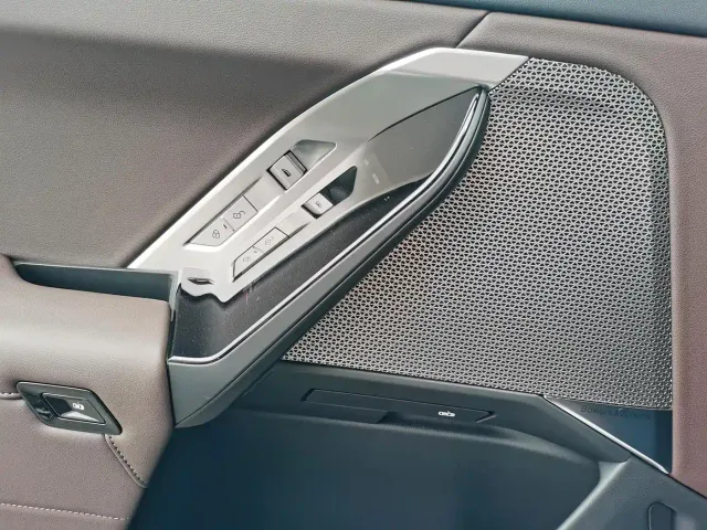 BMW BMW i7 2023 eDrive50L Leading Luxury Package — Фото автомобиля 24