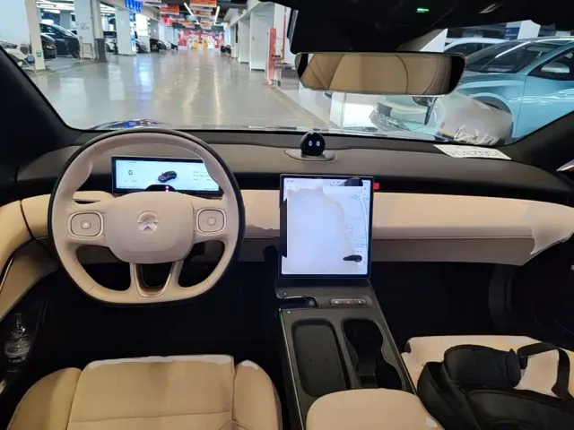 Nio ET5 Touring — Фото автомобиля 9