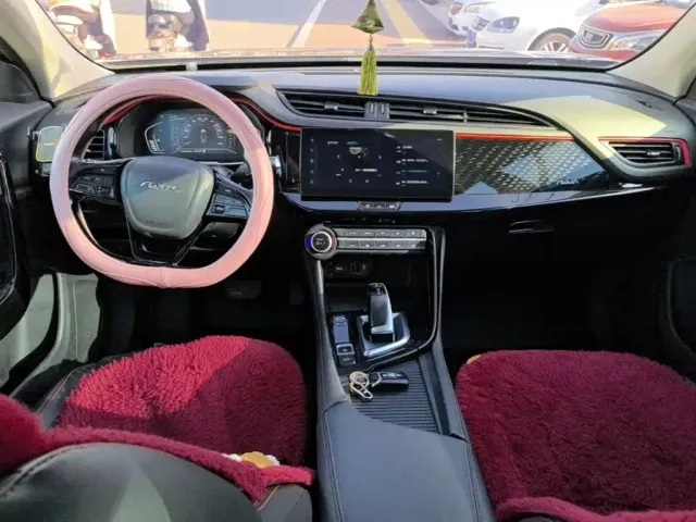 Dongfeng Fengshen AX7 — Фото автомобиля 9