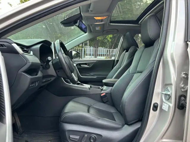 Toyota Wildlander — Фото автомобиля 18
